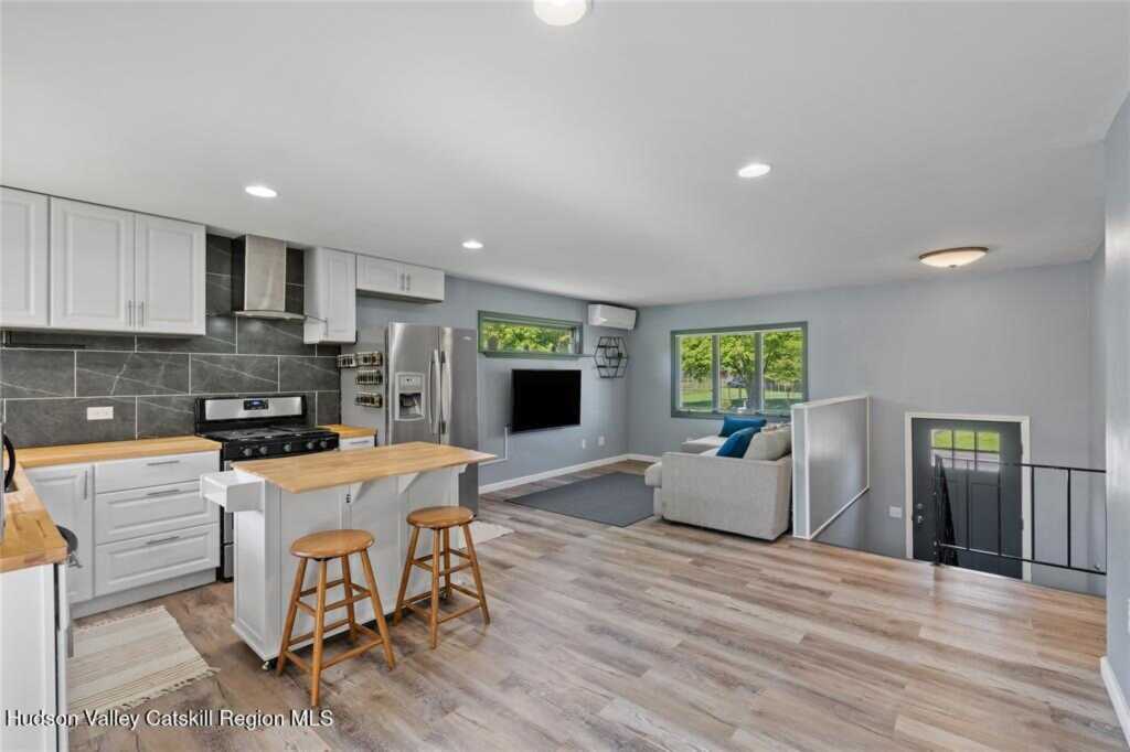 69 Mossy Brook Road, High Falls, NY 12440 - Photo 8 of 36