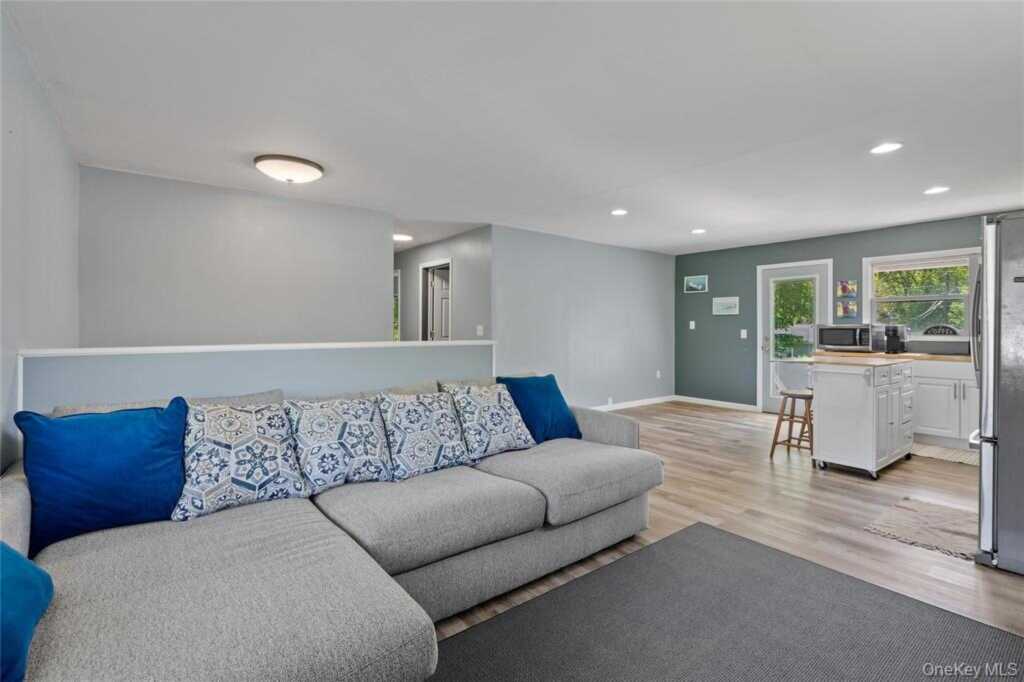 69 Mossy Brook Road, Rosendale, NY 12440 - Photo 11 of 36