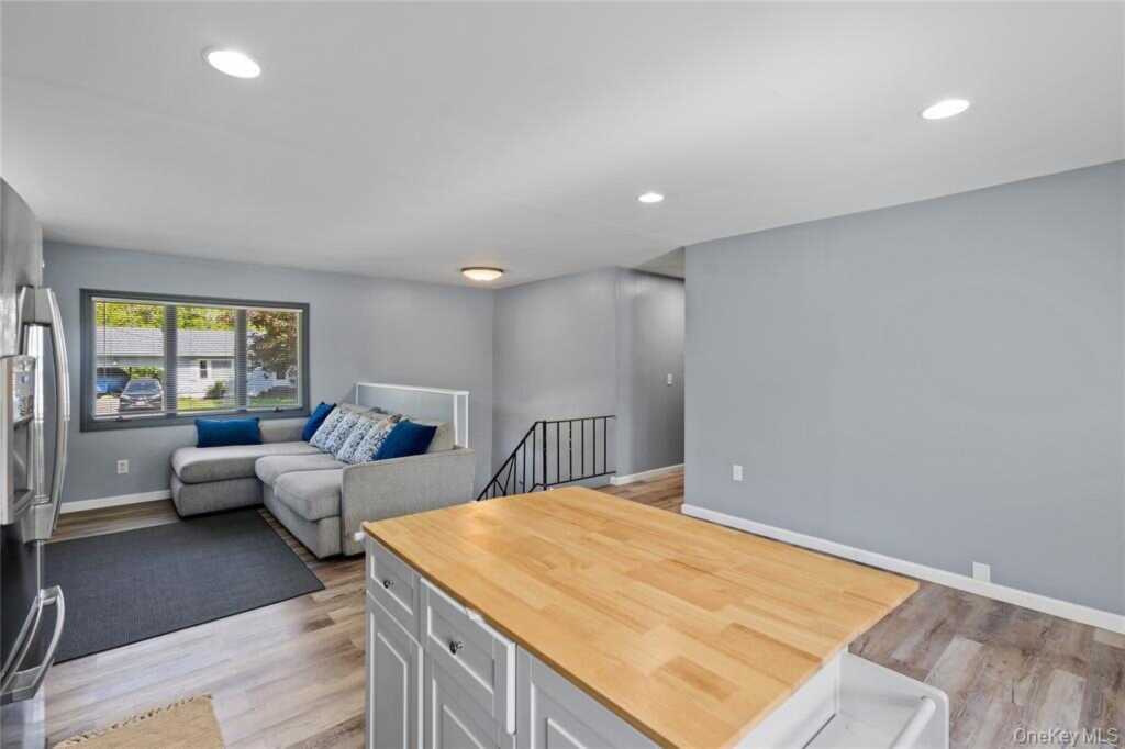 69 Mossy Brook Road, Rosendale, NY 12440 - Photo 6 of 36