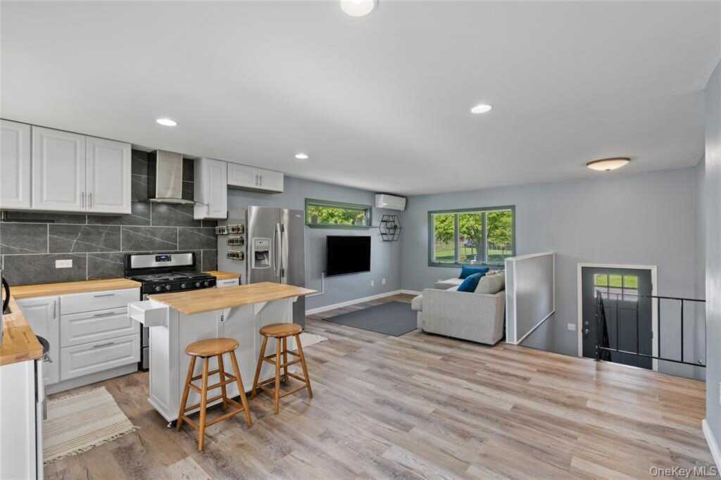 69 Mossy Brook Road, Rosendale, NY 12440 - Photo 8 of 36