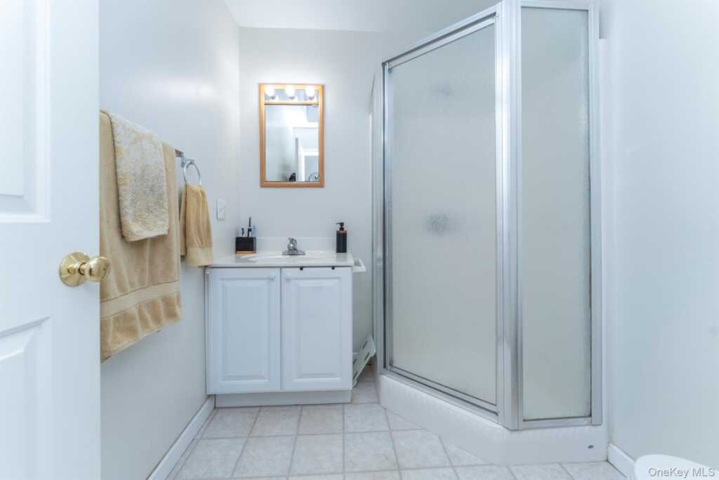 11 Carol Anns Way, Saugerties, NY 12477 - Photo 17 of 40