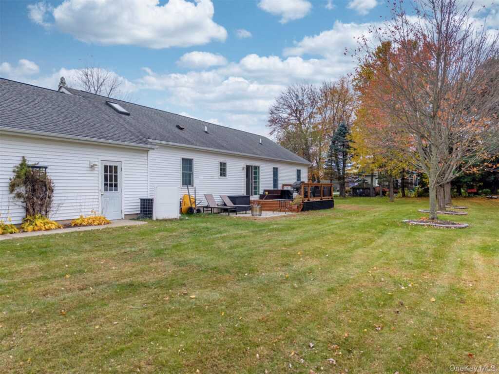 11 Carol Anns Way, Saugerties, NY 12477 - Photo 39 of 40