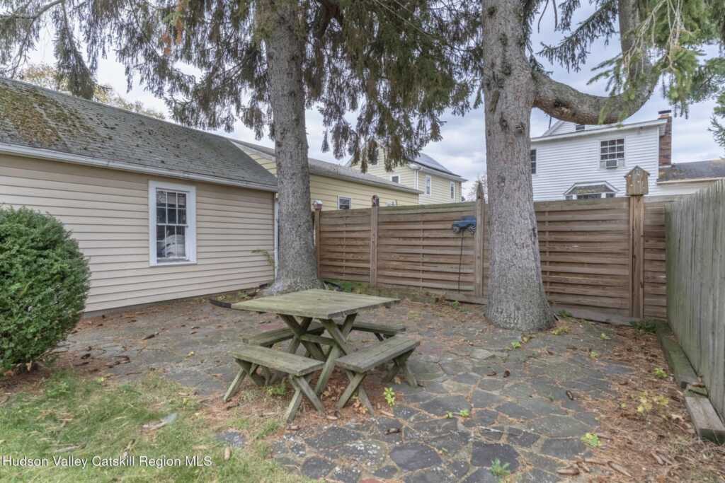 56 Derrenbacher Street, Kingston, NY 12401 - Photo 28 of 32