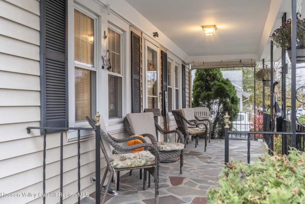 56 Derrenbacher Street, Kingston, NY 12401 - Photo 4 of 32