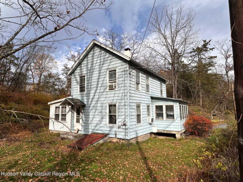 3777 Route 9w, Saugerties, NY 12477