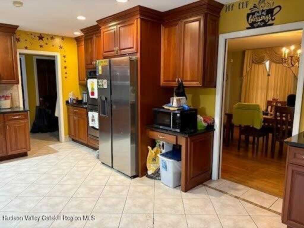 248 Hillside Terrace, Kingston, NY 12401 - Photo 15 of 33