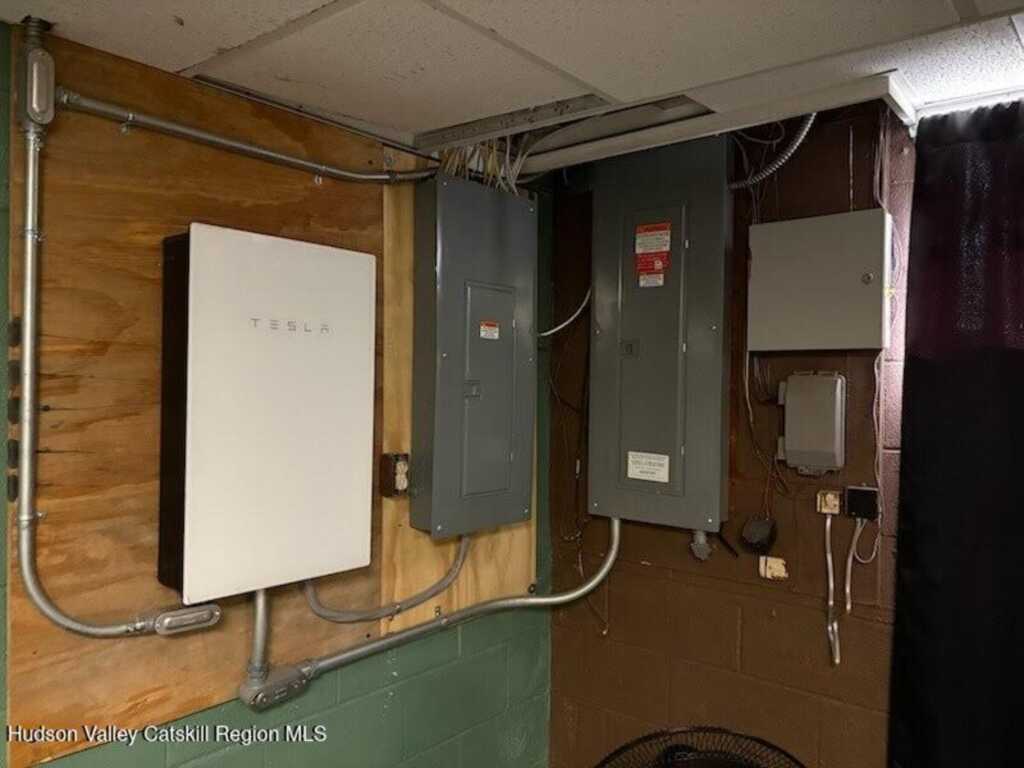 248 Hillside Terrace, Kingston, NY 12401 - Photo 27 of 33