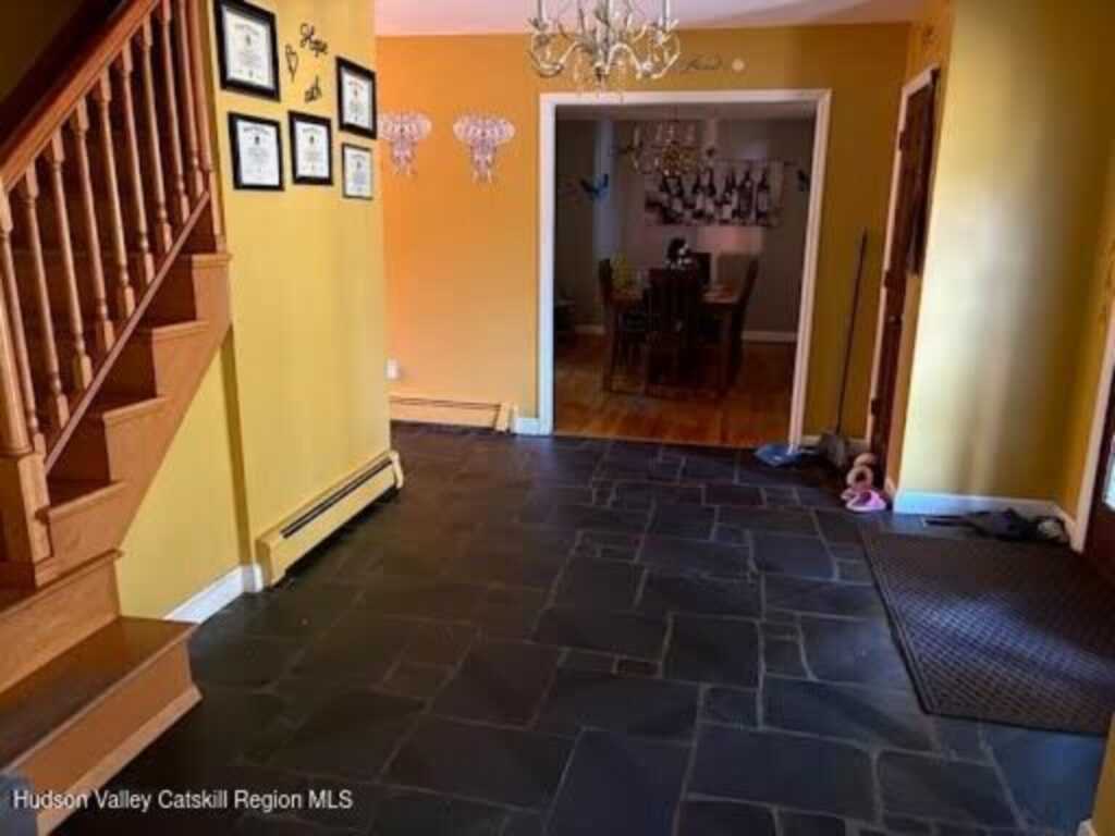 248 Hillside Terrace, Kingston, NY 12401 - Photo 6 of 33