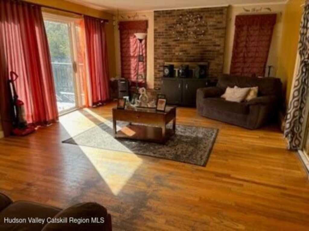 248 Hillside Terrace, Kingston, NY 12401 - Photo 7 of 33