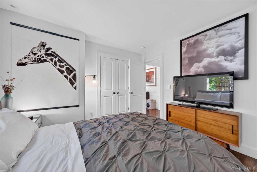 669 Route 213, Rosendale, NY 12472 - Photo 17 of 34