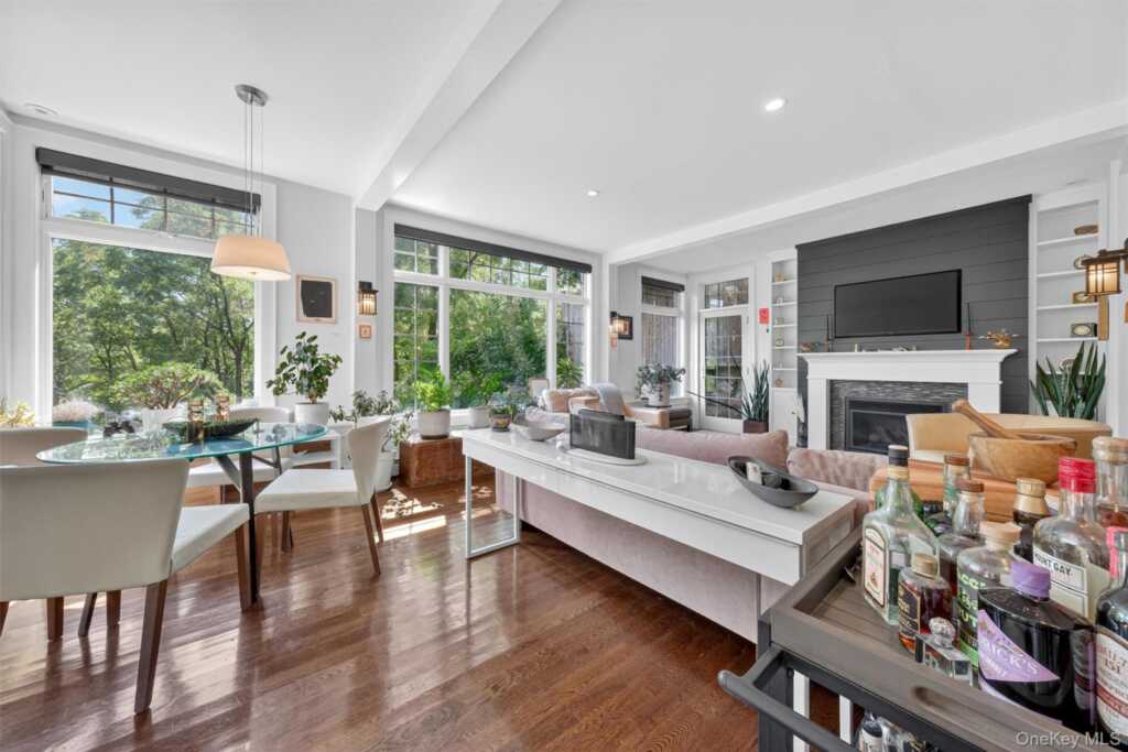 669 Route 213, Rosendale, NY 12472 - Photo 4 of 34