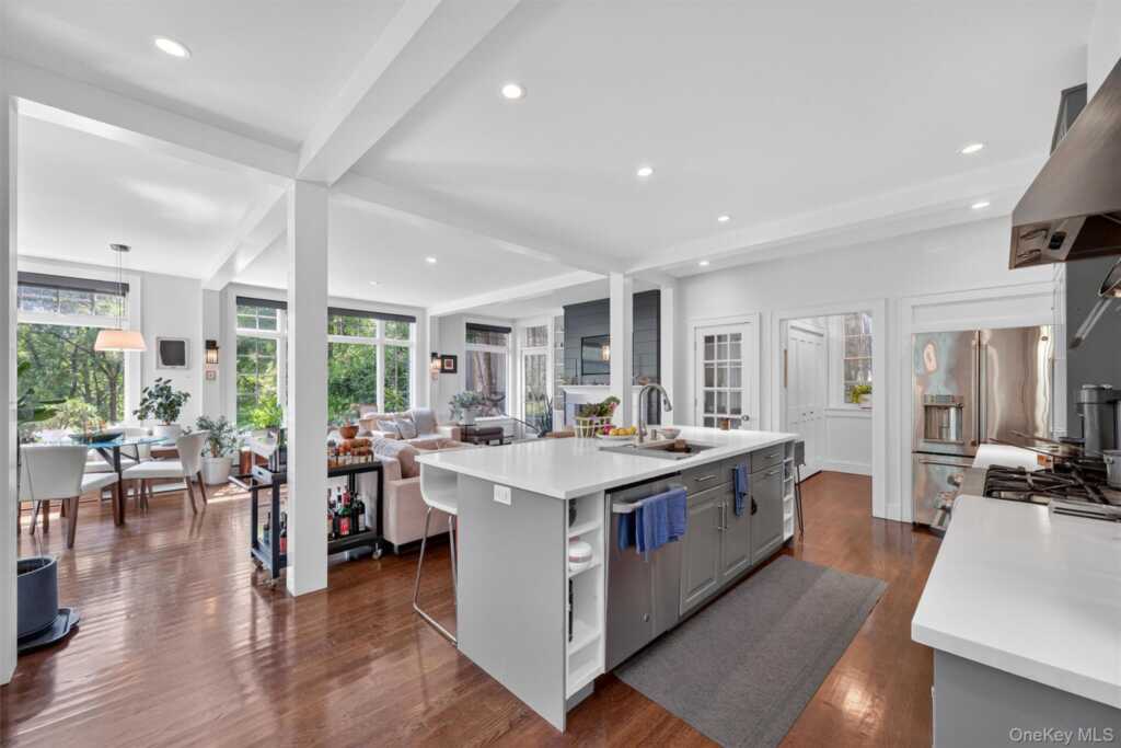 669 Route 213, Rosendale, NY 12472 - Photo 5 of 34