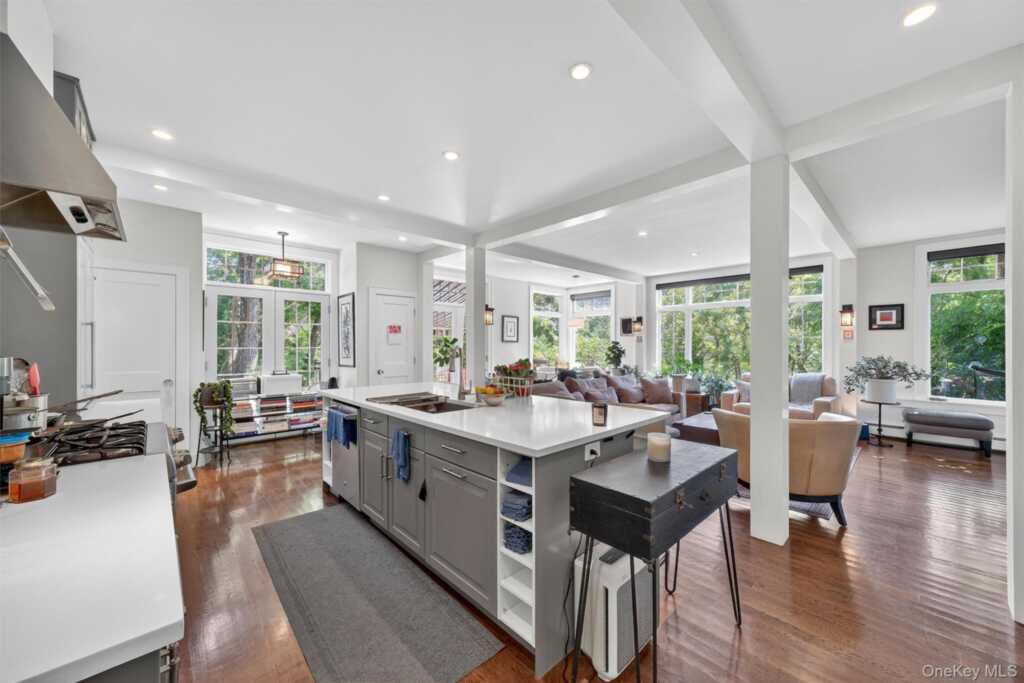 669 Route 213, Rosendale, NY 12472 - Photo 6 of 34