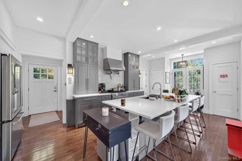 669 Route 213, Rosendale, NY 12472 - Photo 7 of 34