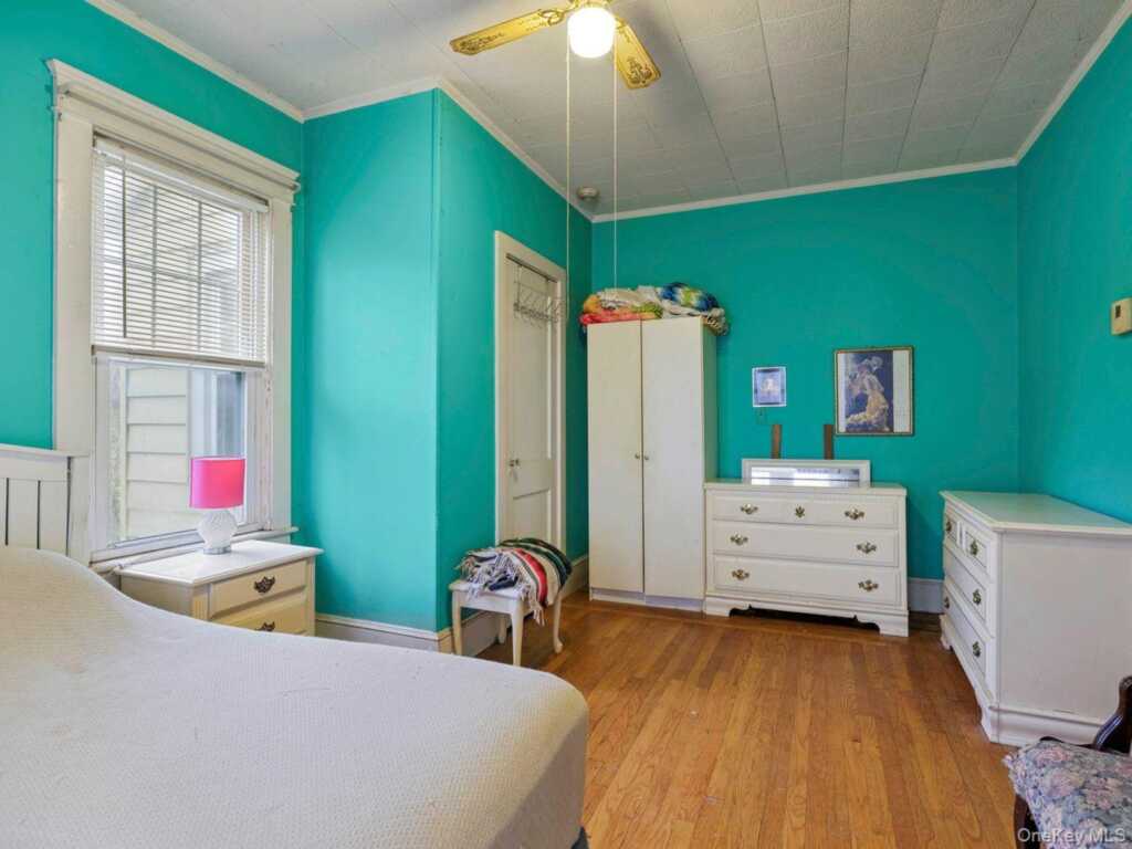 192 Washington Avenue, Kingston, NY 12401 - Photo 12 of 19