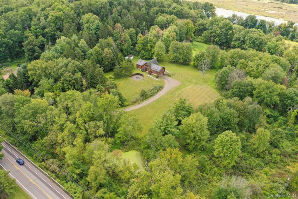 2829 Route 9G, Rhinebeck, NY 12572 - Photo 4 of 35