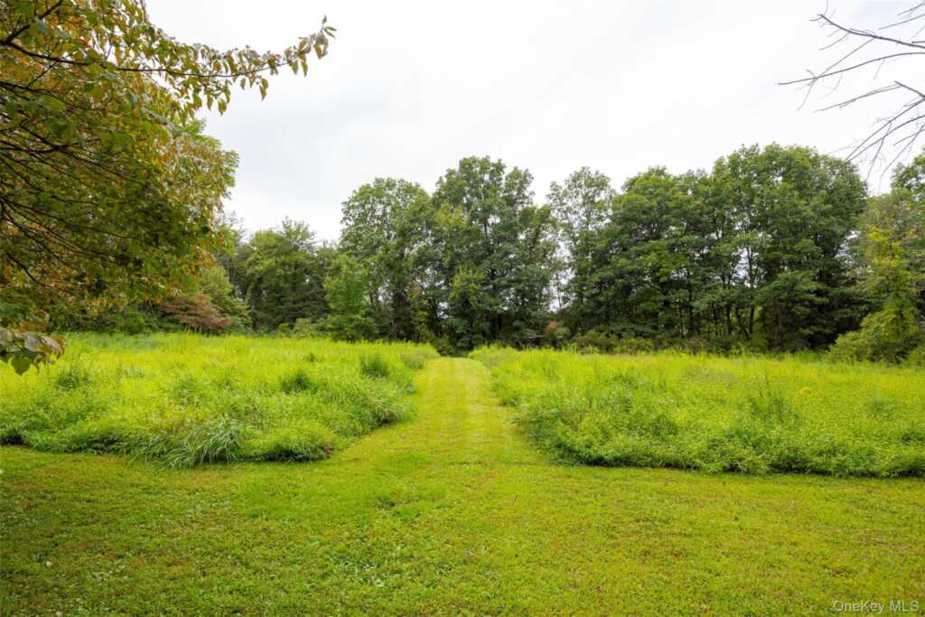 2829 Route 9G, Rhinebeck, NY 12572 - Photo 8 of 35