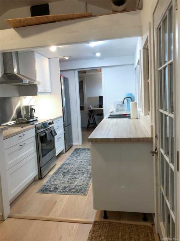 461 White Schoolhouse Road, Rhinebeck, NY 12572 - Photo 16 of 27