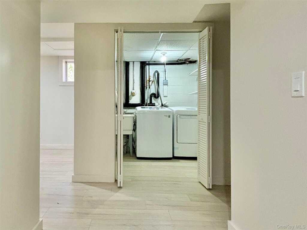 19 Crosmour Road, Rhinebeck, NY 12572 - Photo 28 of 29