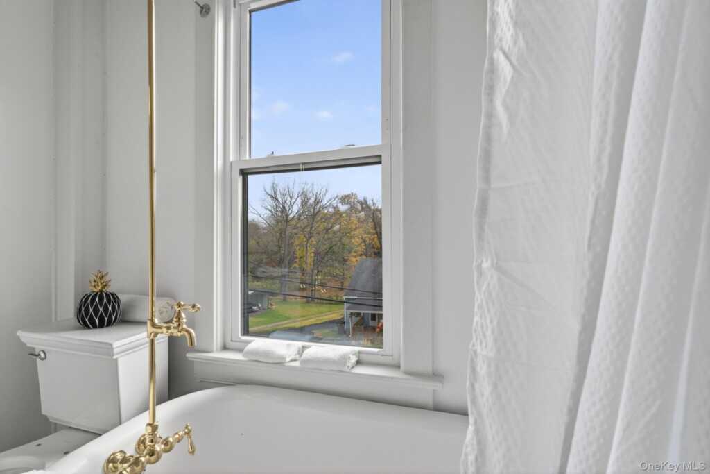 139 Linderman Avenue, Kingston, NY 12401 - Photo 22 of 28