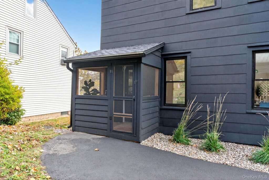 139 Linderman Avenue, Kingston, NY 12401 - Photo 27 of 28