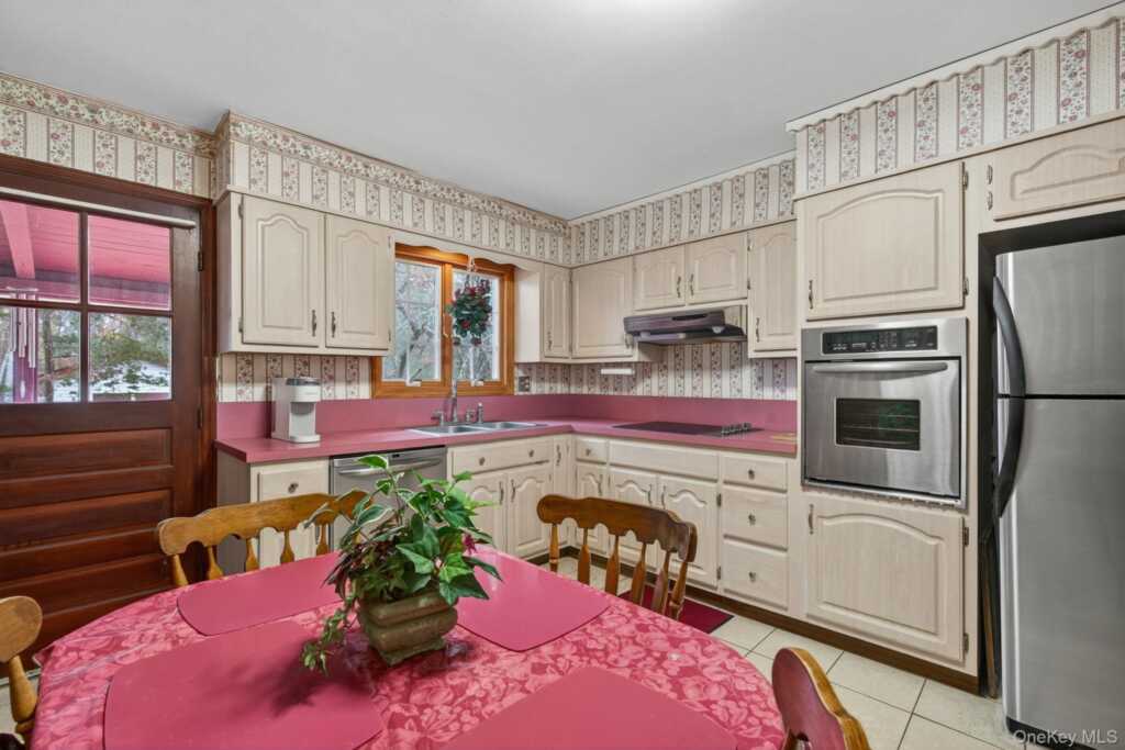 34 Forestwood Drive, Woodstock, NY 12498 - Photo 10 of 30