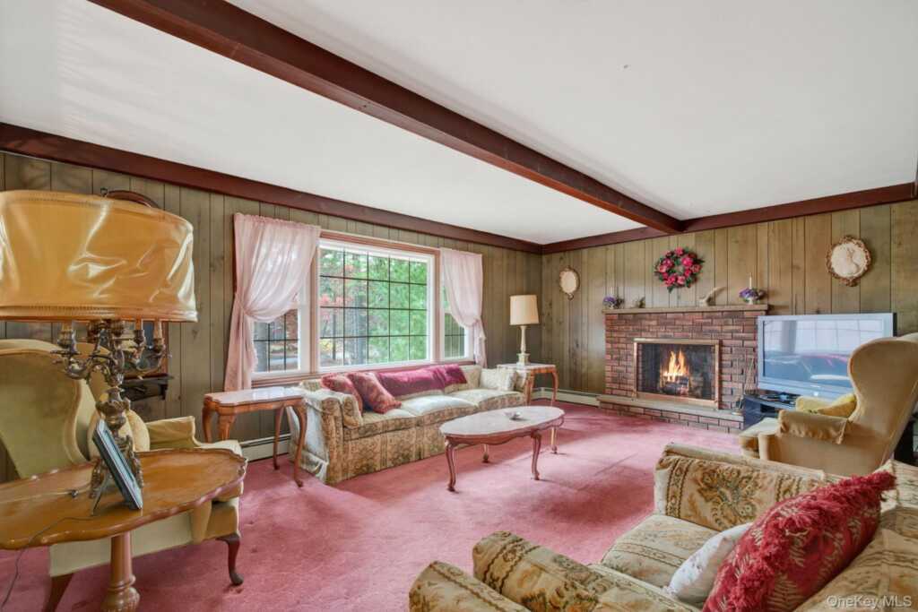 34 Forestwood Drive, Woodstock, NY 12498 - Photo 8 of 30