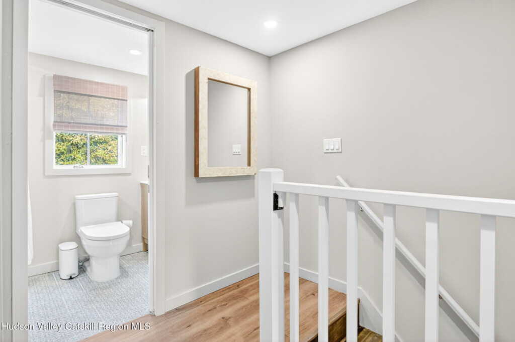 39 N Broadway, Kingston, NY 12401 - Photo 15 of 25