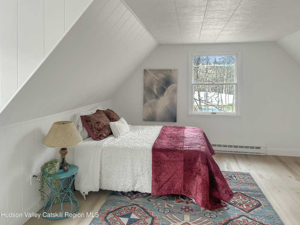 376 Band Camp Road, Saugerties, NY 12477 - Photo 10 of 22