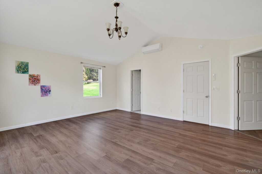 356 Old Stage Road, Saugerties, NY 12477 - Photo 15 of 26