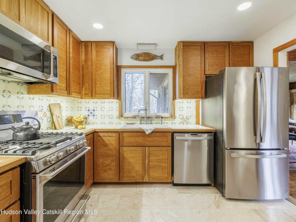 10 Purdy Hollow Road, Woodstock, NY 12498 - Photo 10 of 28