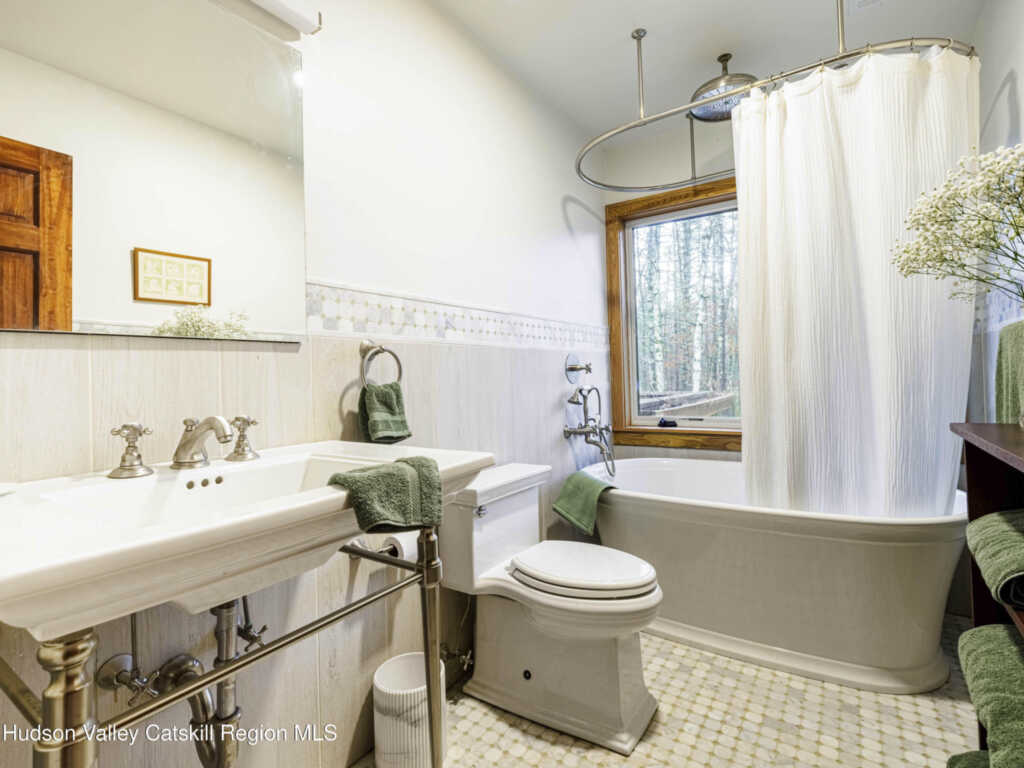 10 Purdy Hollow Road, Woodstock, NY 12498 - Photo 21 of 28