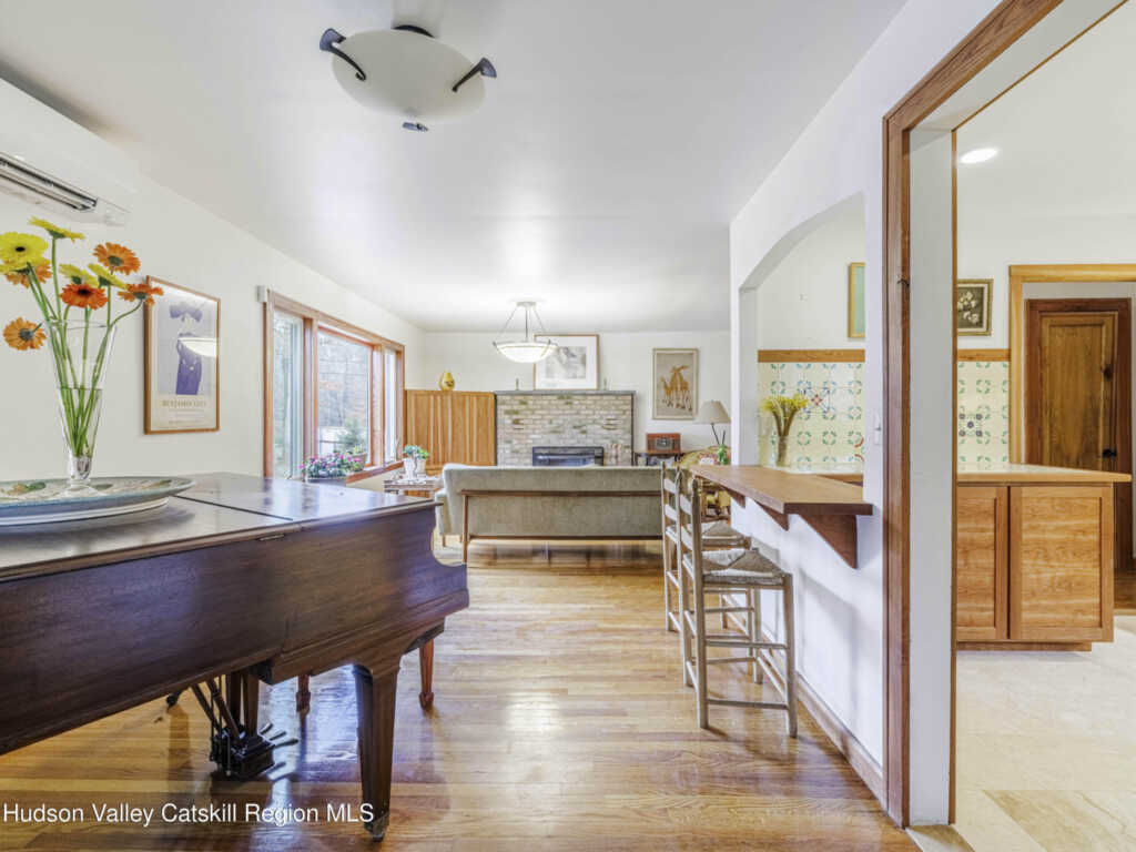 10 Purdy Hollow Road, Woodstock, NY 12498 - Photo 6 of 28