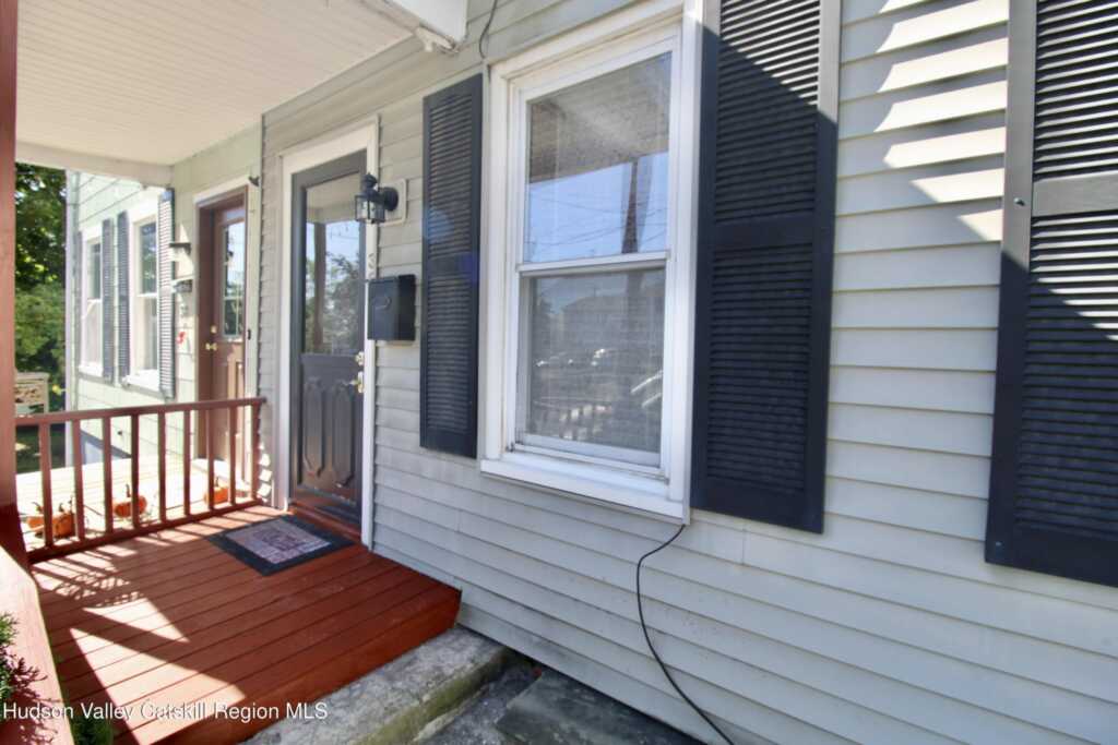 36 Mcdonald Street, Saugerties, NY 12477 - Photo 3 of 27