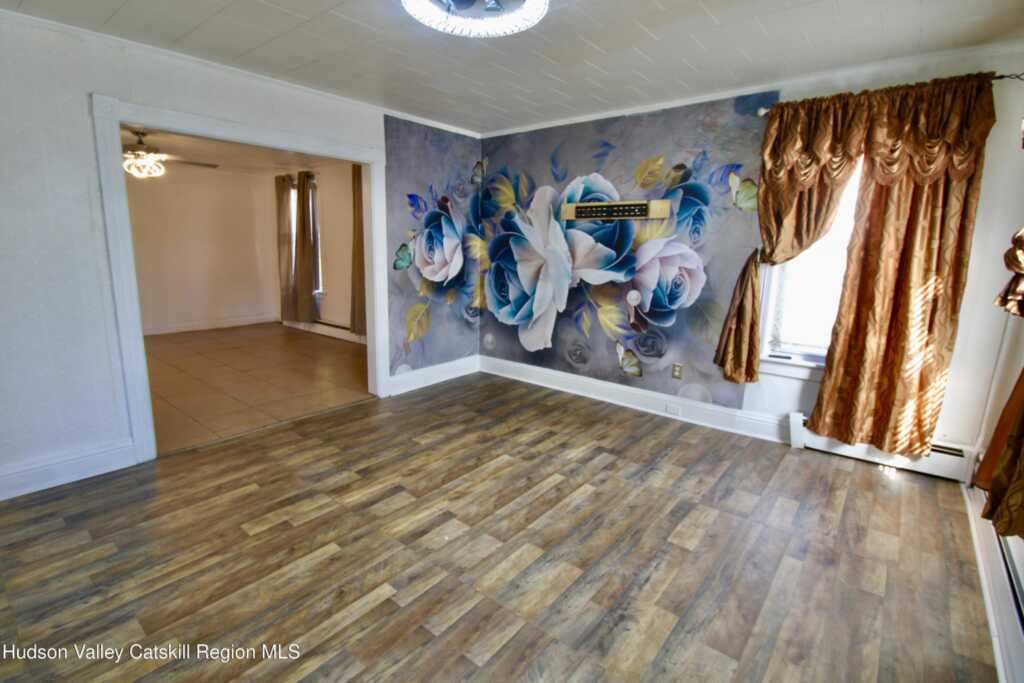 36 Mcdonald Street, Saugerties, NY 12477 - Photo 4 of 27