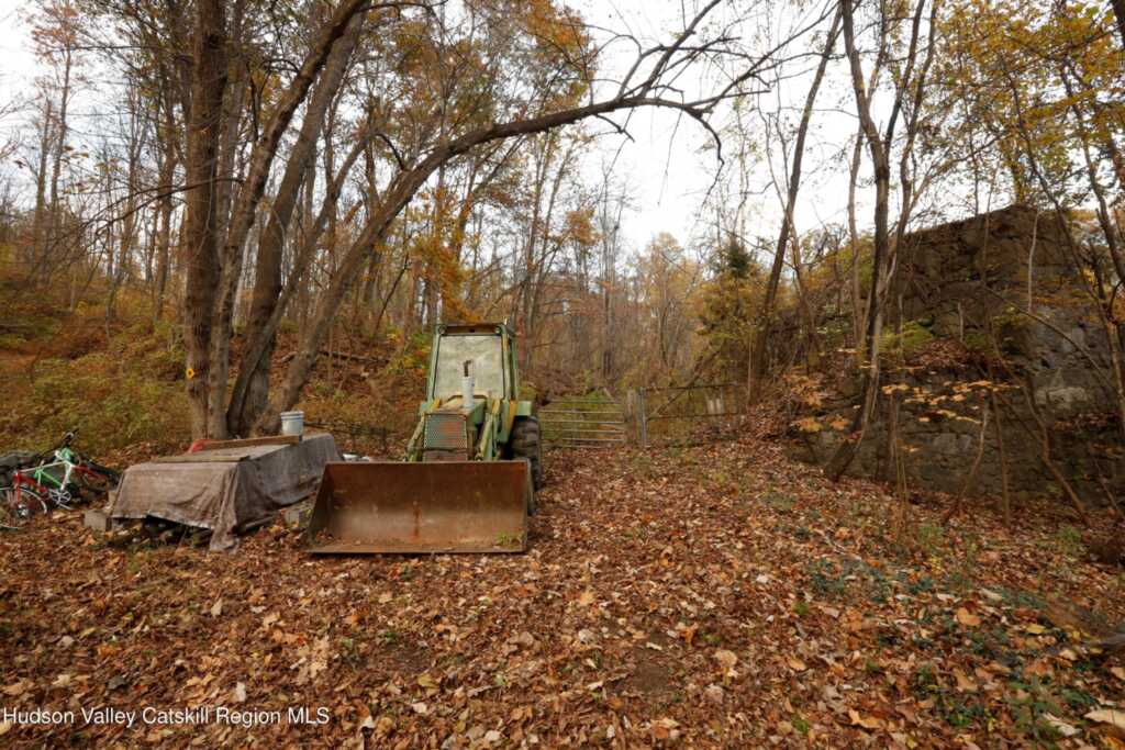 17 Hardenburgh Lane, Rosendale, NY 12472 - Photo 5 of 29