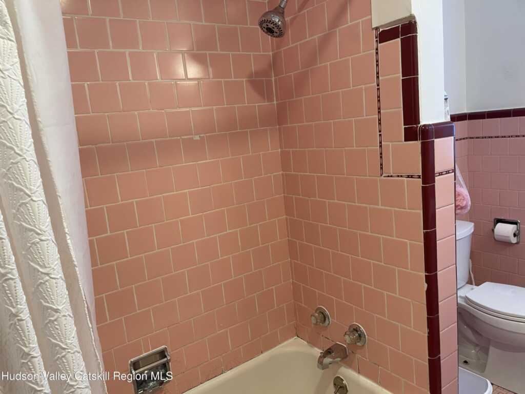 211 Main Street, Unit #A, Saugerties, NY 12477 - Photo 16 of 33