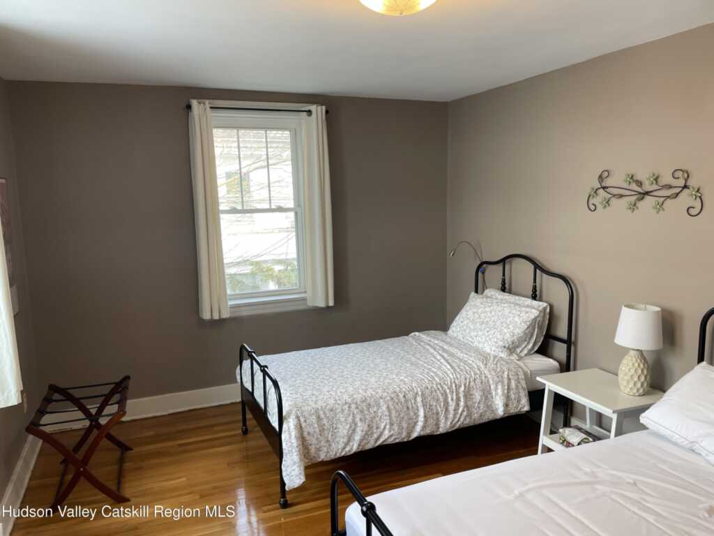 211 Main Street, Unit #A, Saugerties, NY 12477 - Photo 28 of 33