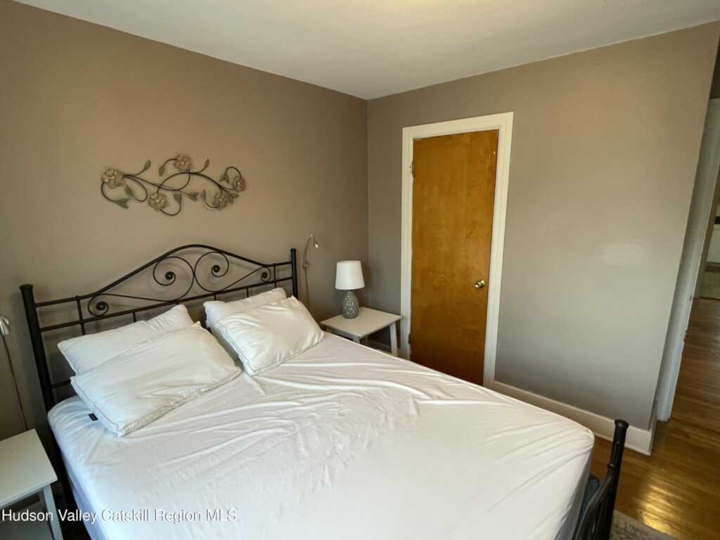 211 Main Street, Unit #A, Saugerties, NY 12477 - Photo 32 of 33