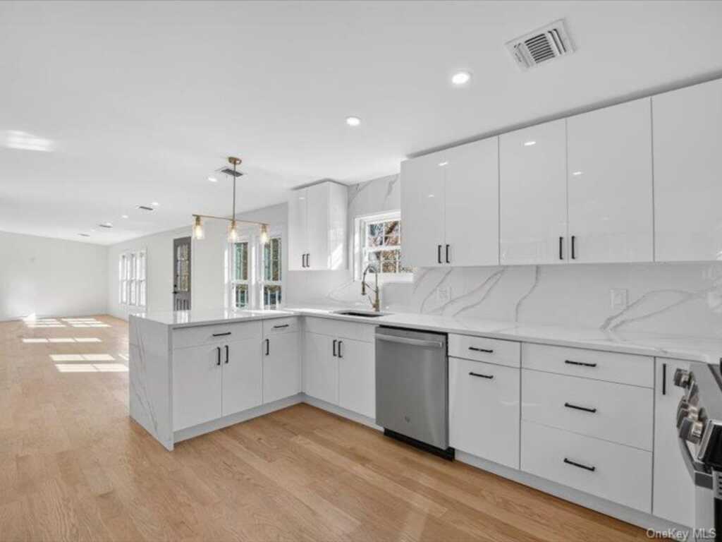 176 Old State Route 28, Hurley, NY 12433 - Photo 19 of 49