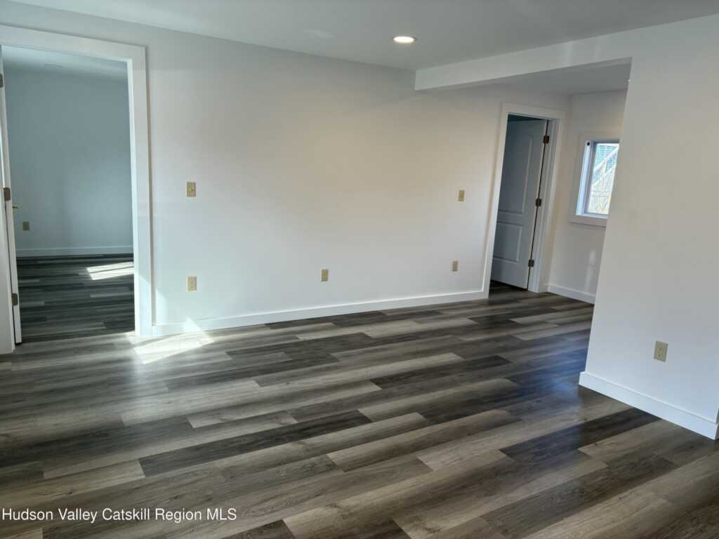 18 Market Street, Unit #1, Saugerties, NY 12477 - Photo 4 of 9