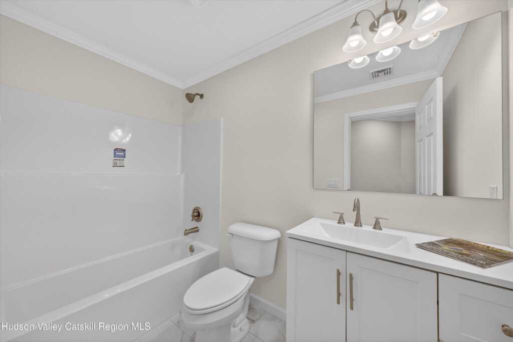 25 Teetsel Street, Saugerties, NY 12477 - Photo 18 of 28