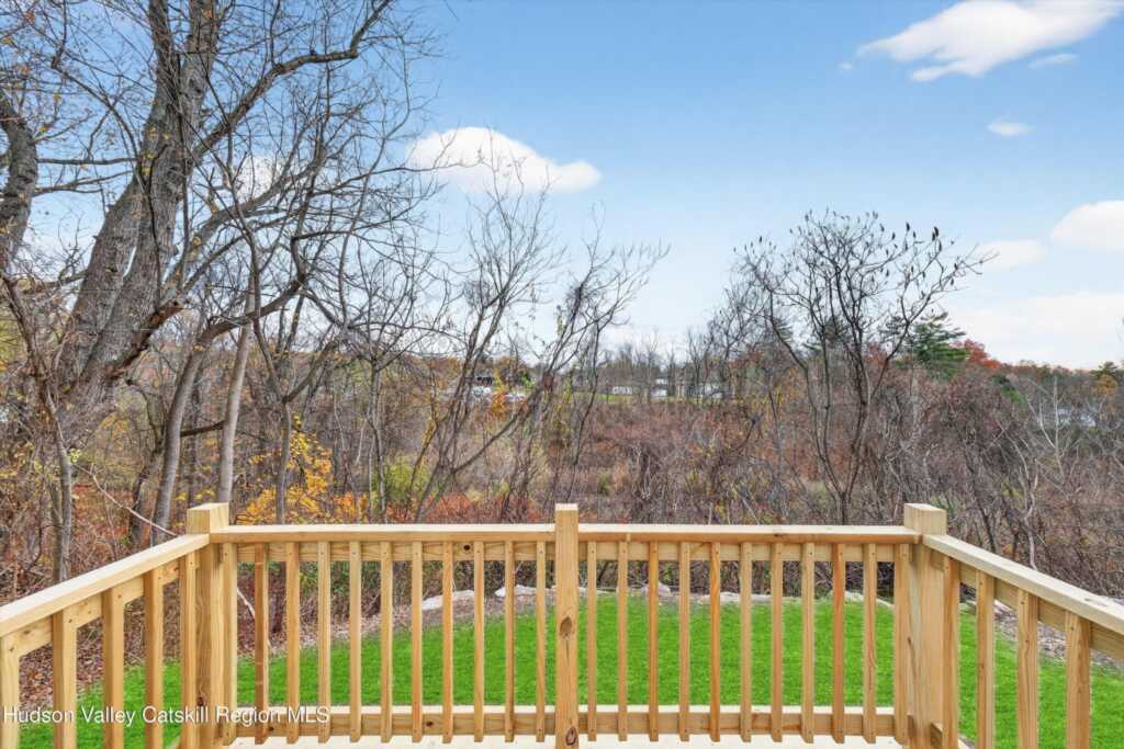 25 Teetsel Street, Saugerties, NY 12477 - Photo 25 of 28