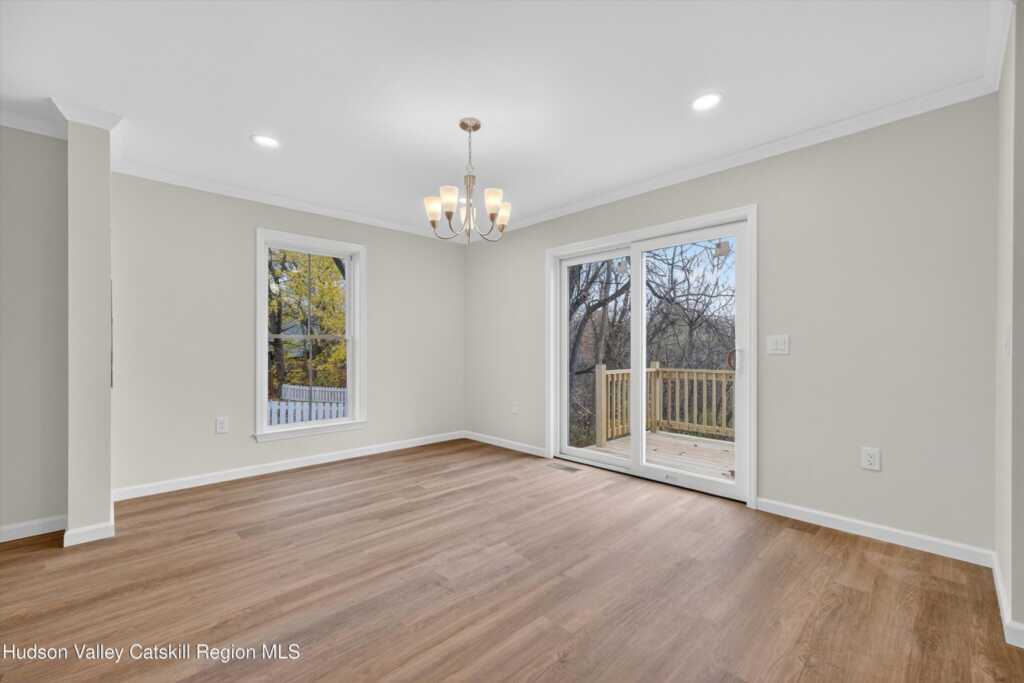 25 Teetsel Street, Saugerties, NY 12477 - Photo 9 of 28