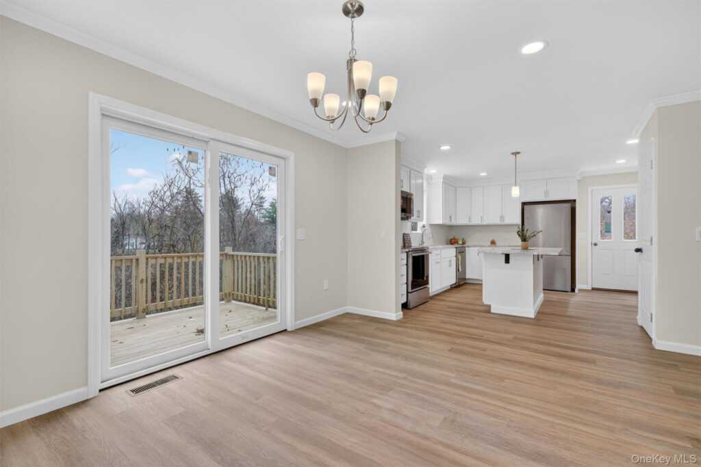 25 Teetsel Street, Saugerties, NY 12477 - Photo 11 of 30