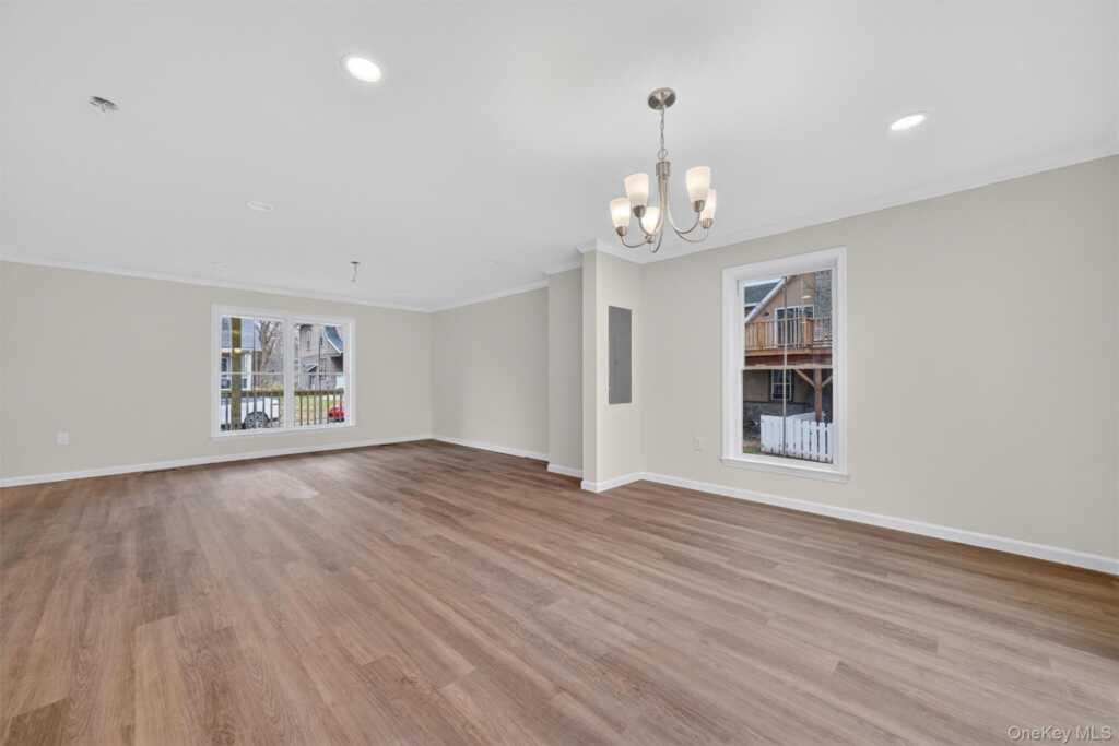 25 Teetsel Street, Saugerties, NY 12477 - Photo 12 of 30