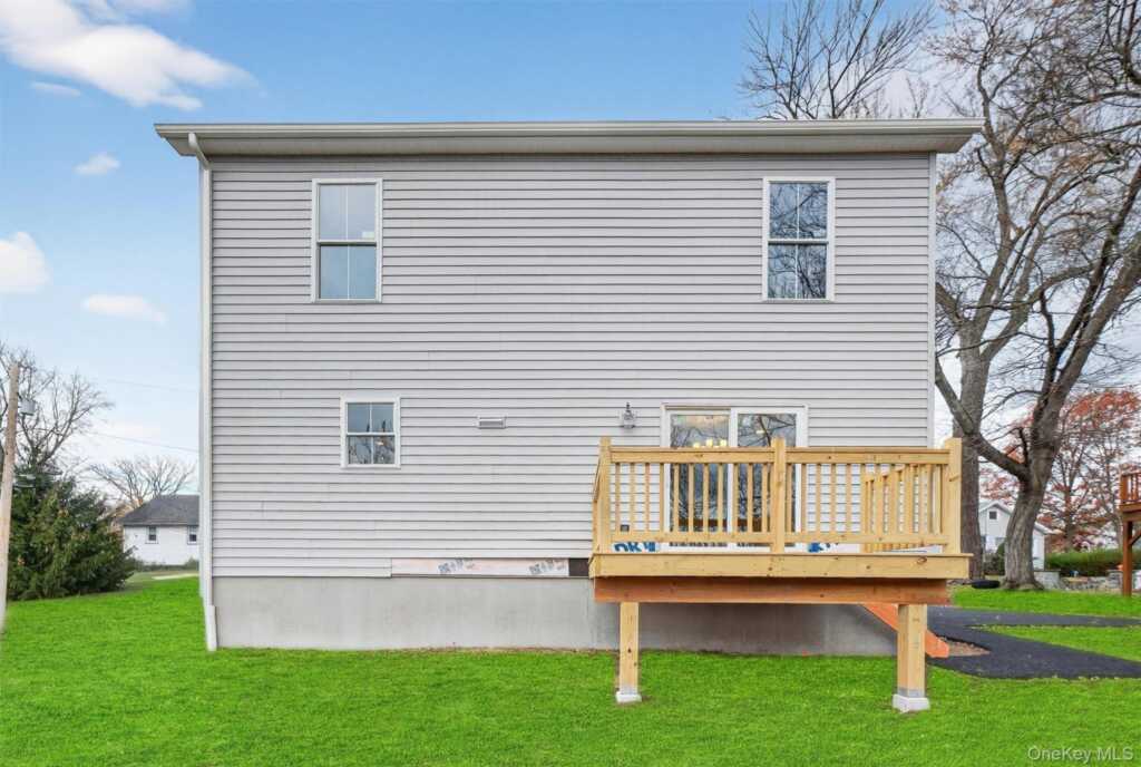 25 Teetsel Street, Saugerties, NY 12477 - Photo 30 of 30