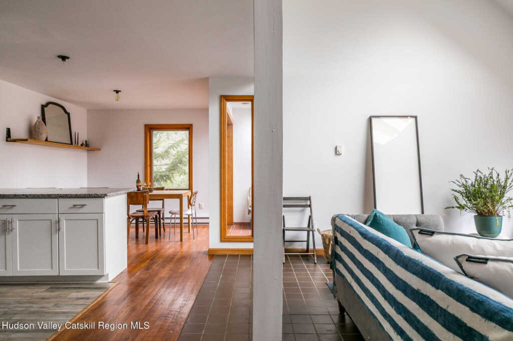 446 Abbey Road, Woodstock, NY 12498 - Photo 8 of 32