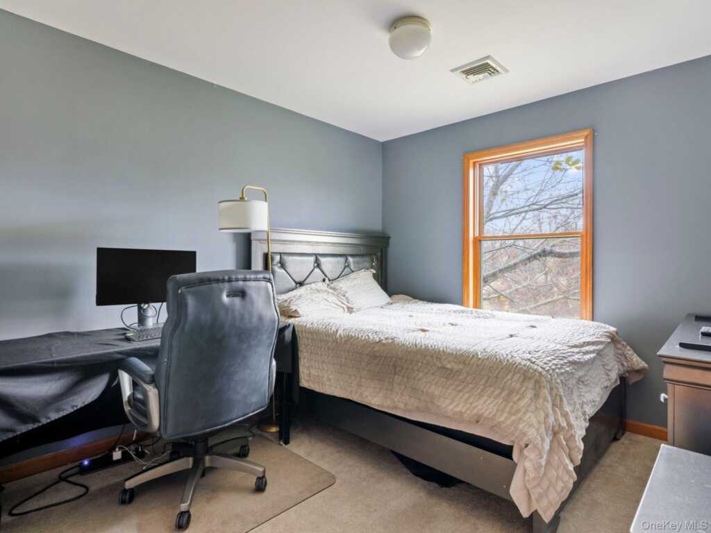 91 Canterbury Drive, Saugerties, NY 12477 - Photo 27 of 39