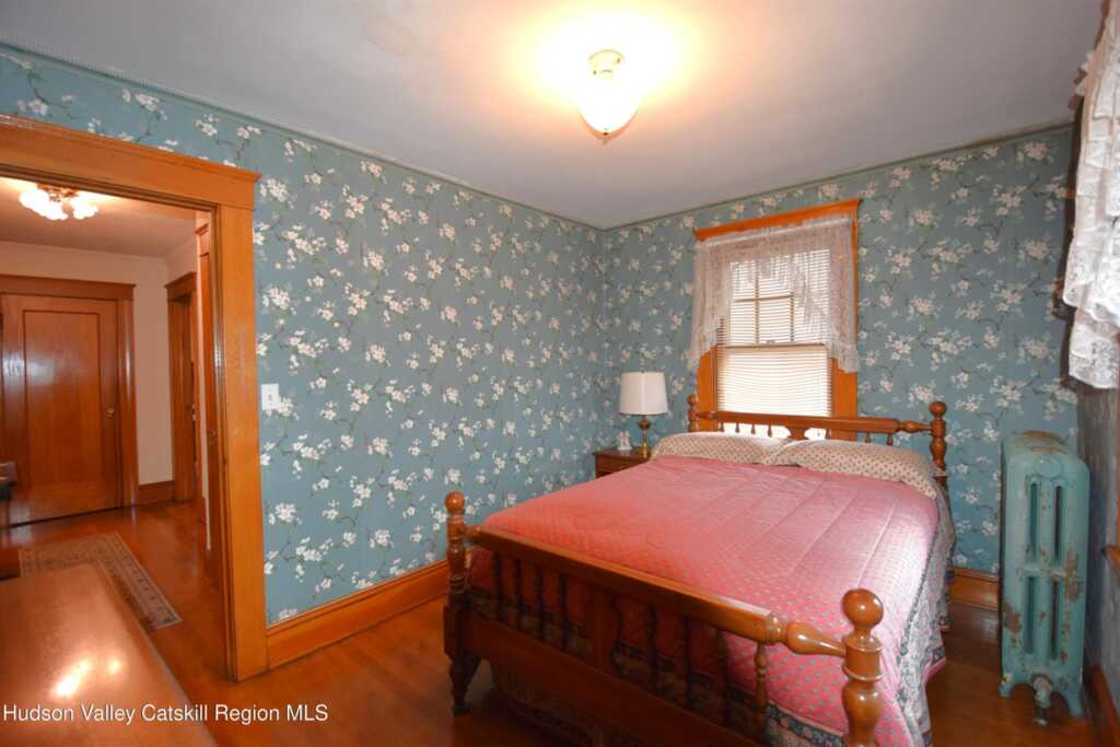 421 Albany Avenue, Kingston, NY 12401 - Photo 20 of 27